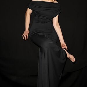 Elegant Black Off-Shoulder Evening Dress